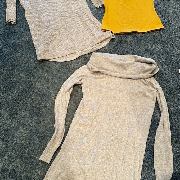 Cozy Gray Turtleneck Sweater - Picture 1 of 4